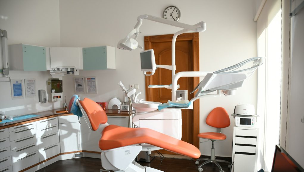 klinik gigi